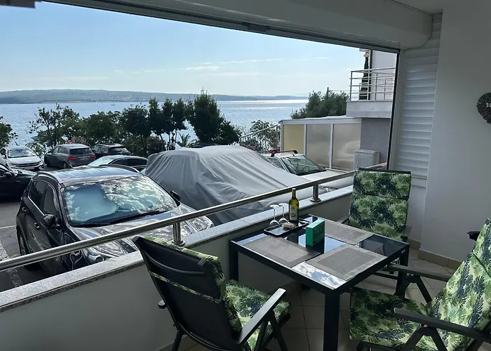 Studio Apartman Rene